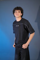 Oversized zippered t-shirt